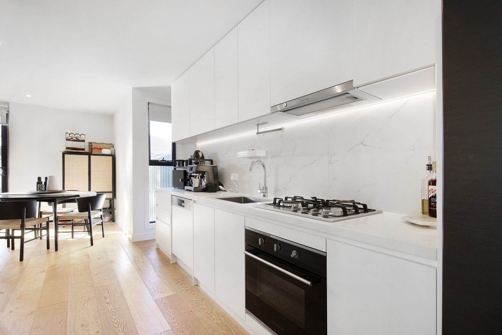 Gallery: 1/253 Neerim Road