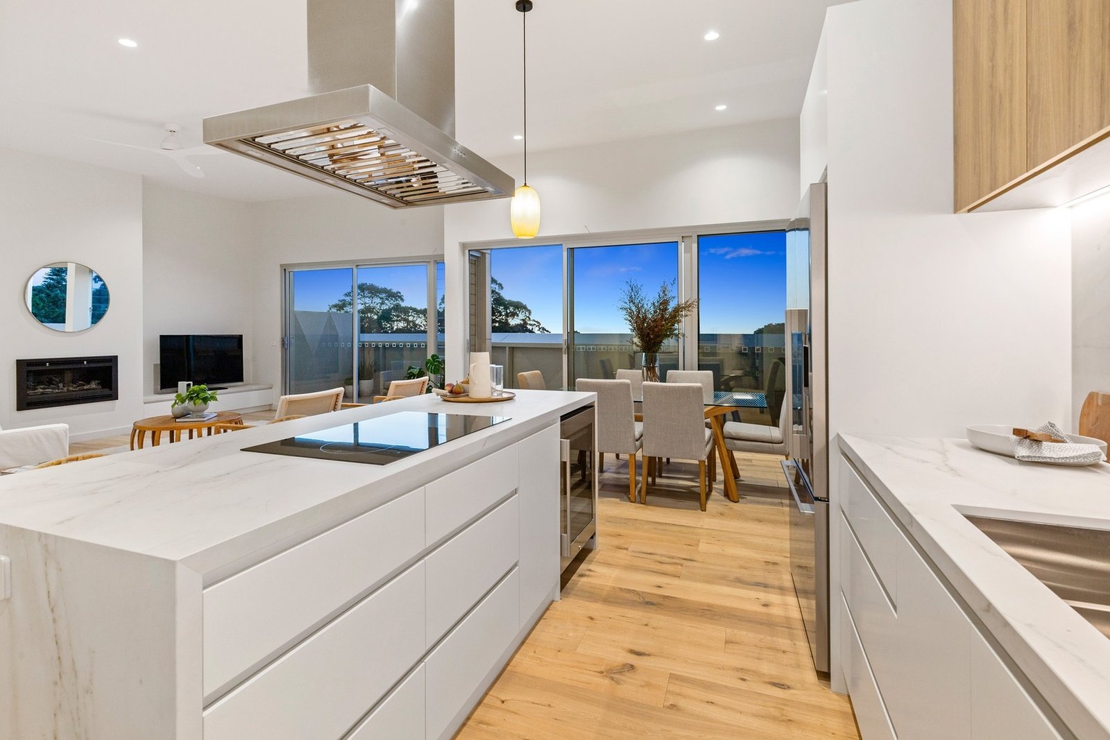 12/54 Mount Eliza Way, Mount Eliza, 3930