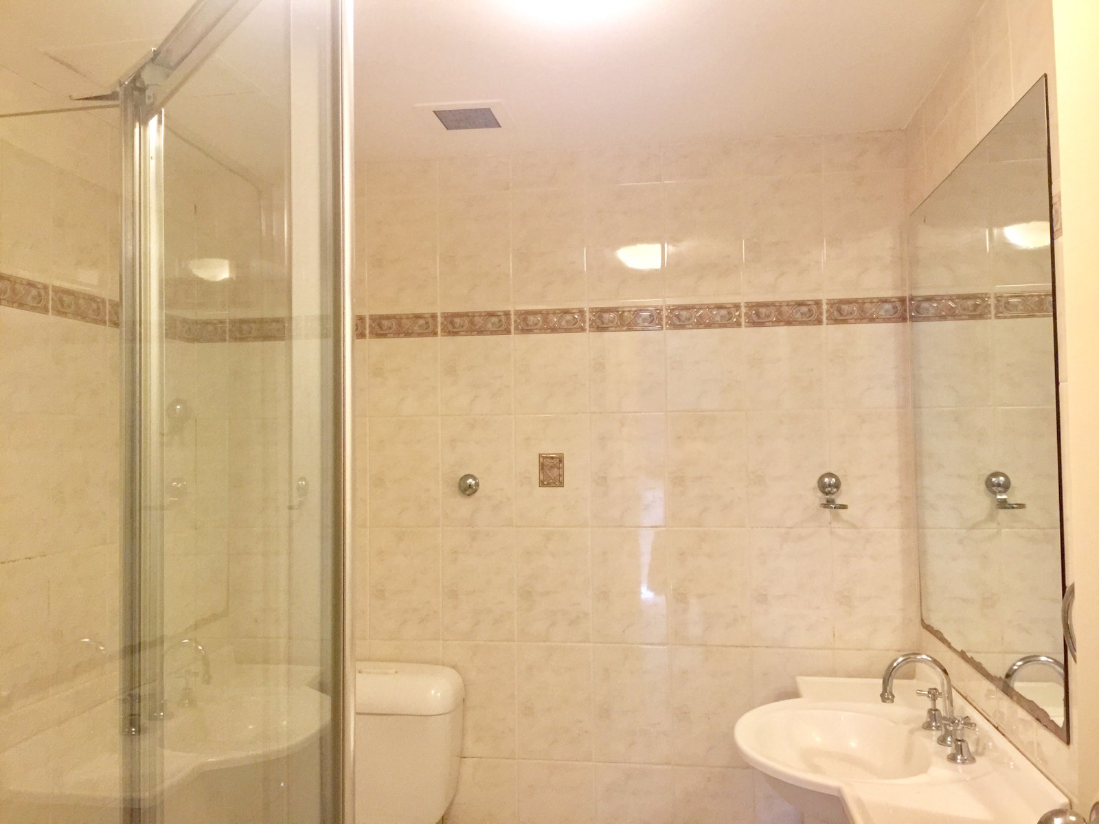 12/564 Railway Pde  HURSTVILLE 5