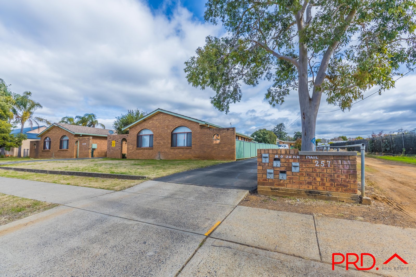 1/257 Goonoo Goonoo Road TAMWORTH 1