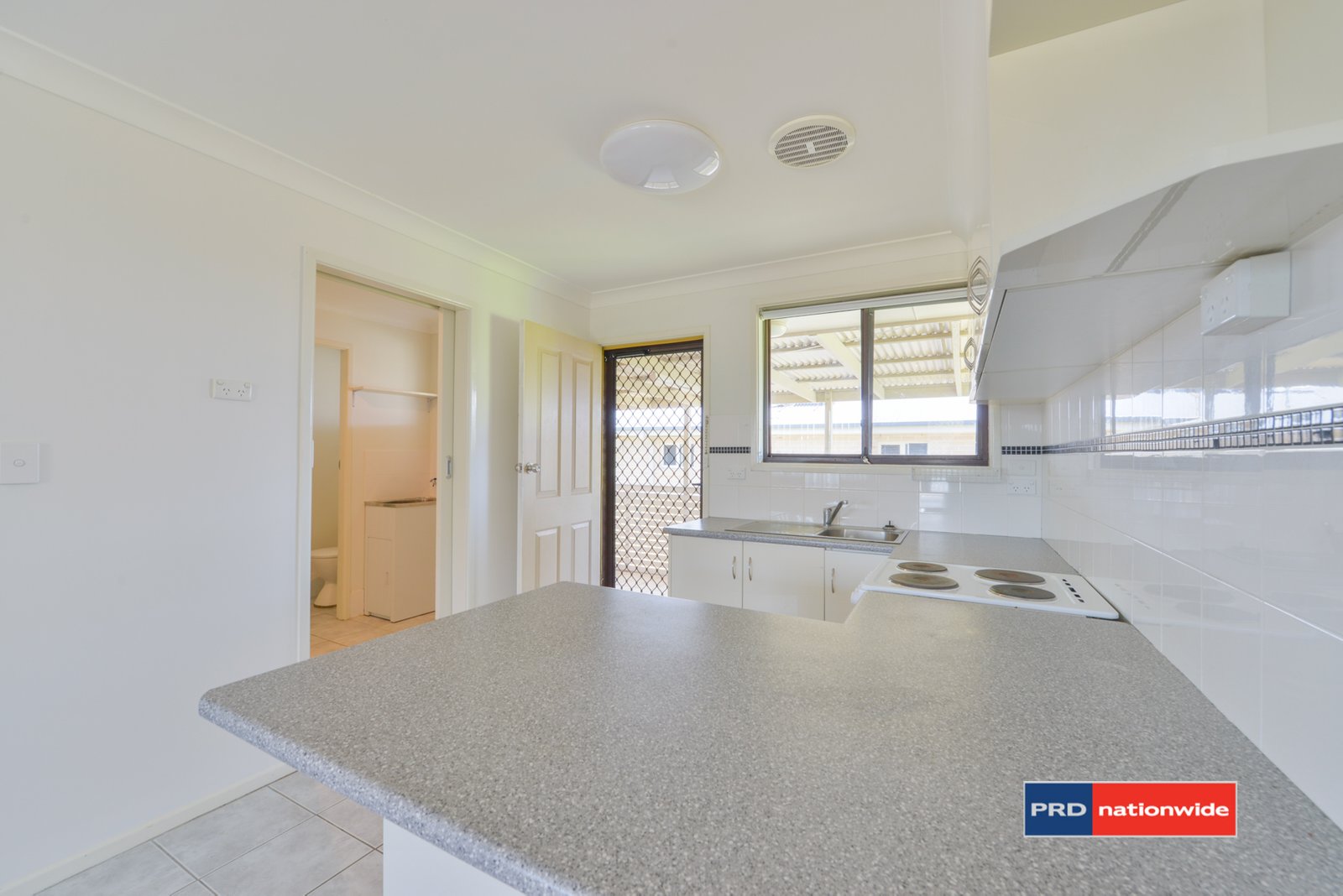 1/257 Goonoo Goonoo Road TAMWORTH 15