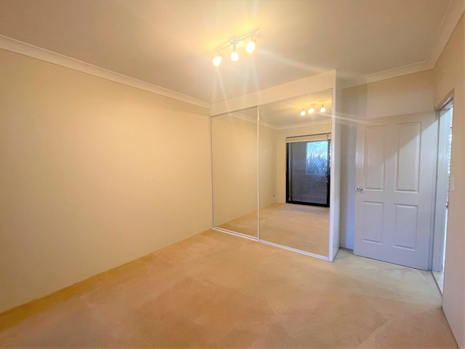 1/26-28 Melvin Street BEVERLY HILLS 7