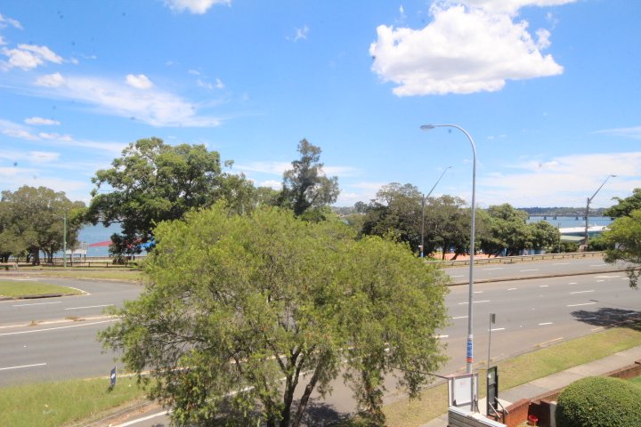 12/6-8 Fraters Avenue SANS SOUCI 4