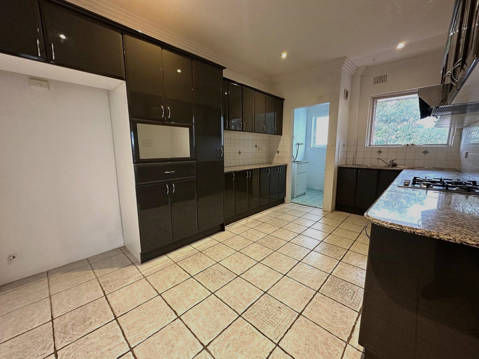 12/6-8 Fraters Avenue SANS SOUCI 5