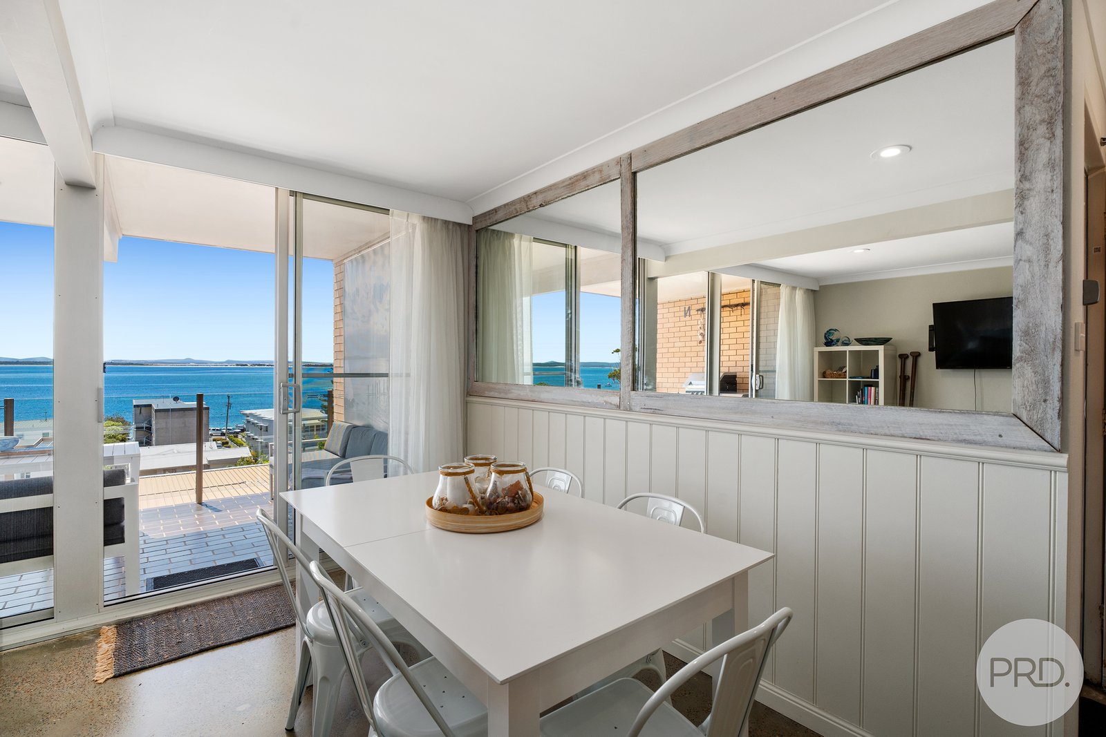12/6-8 Tomaree Road SHOAL BAY 11