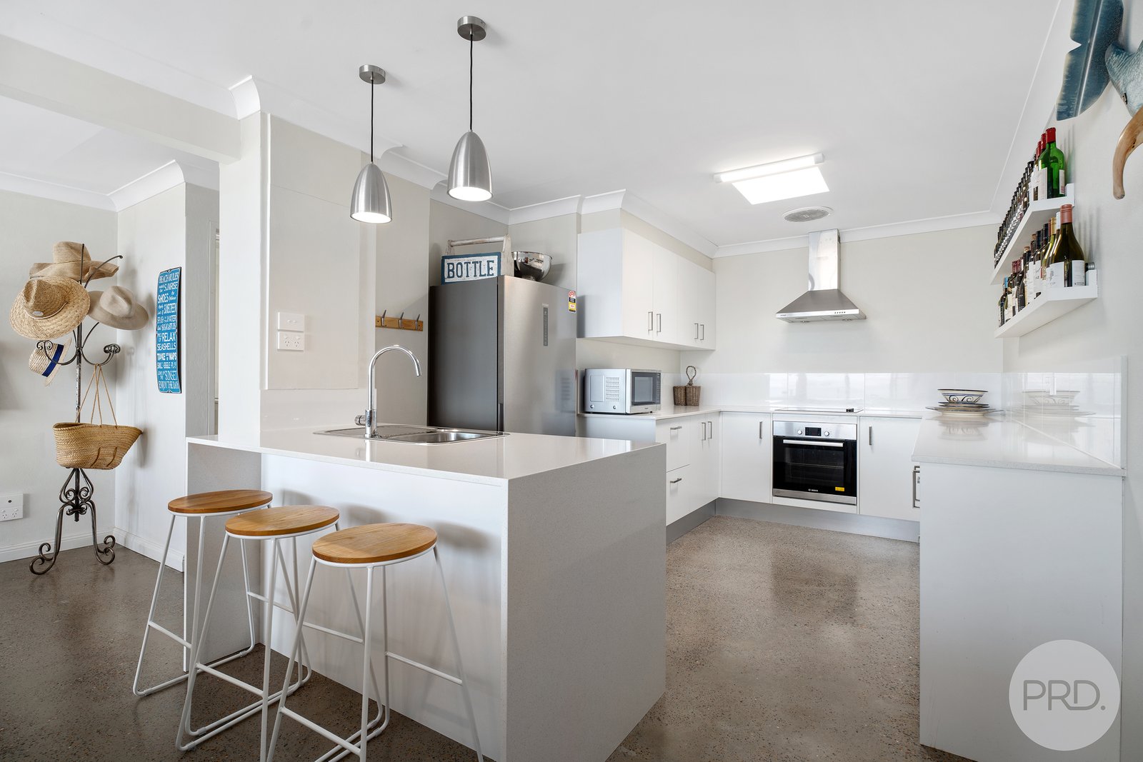 12/6-8 Tomaree Road SHOAL BAY 12