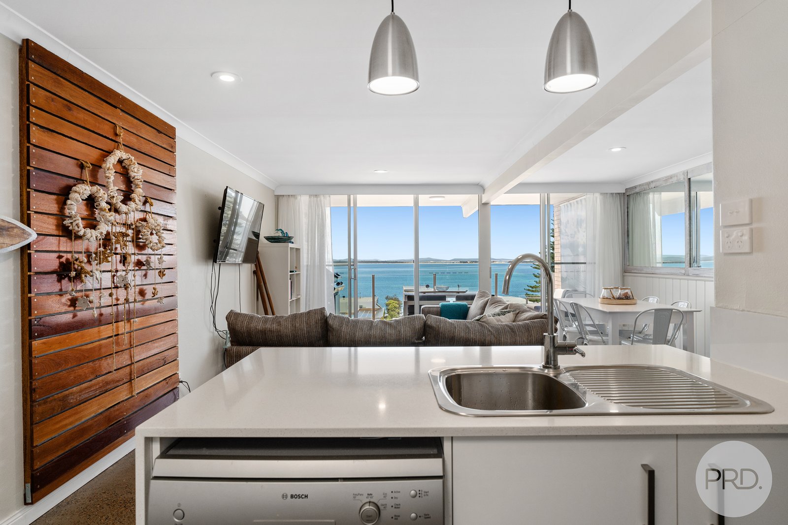 12/6-8 Tomaree Road SHOAL BAY 14