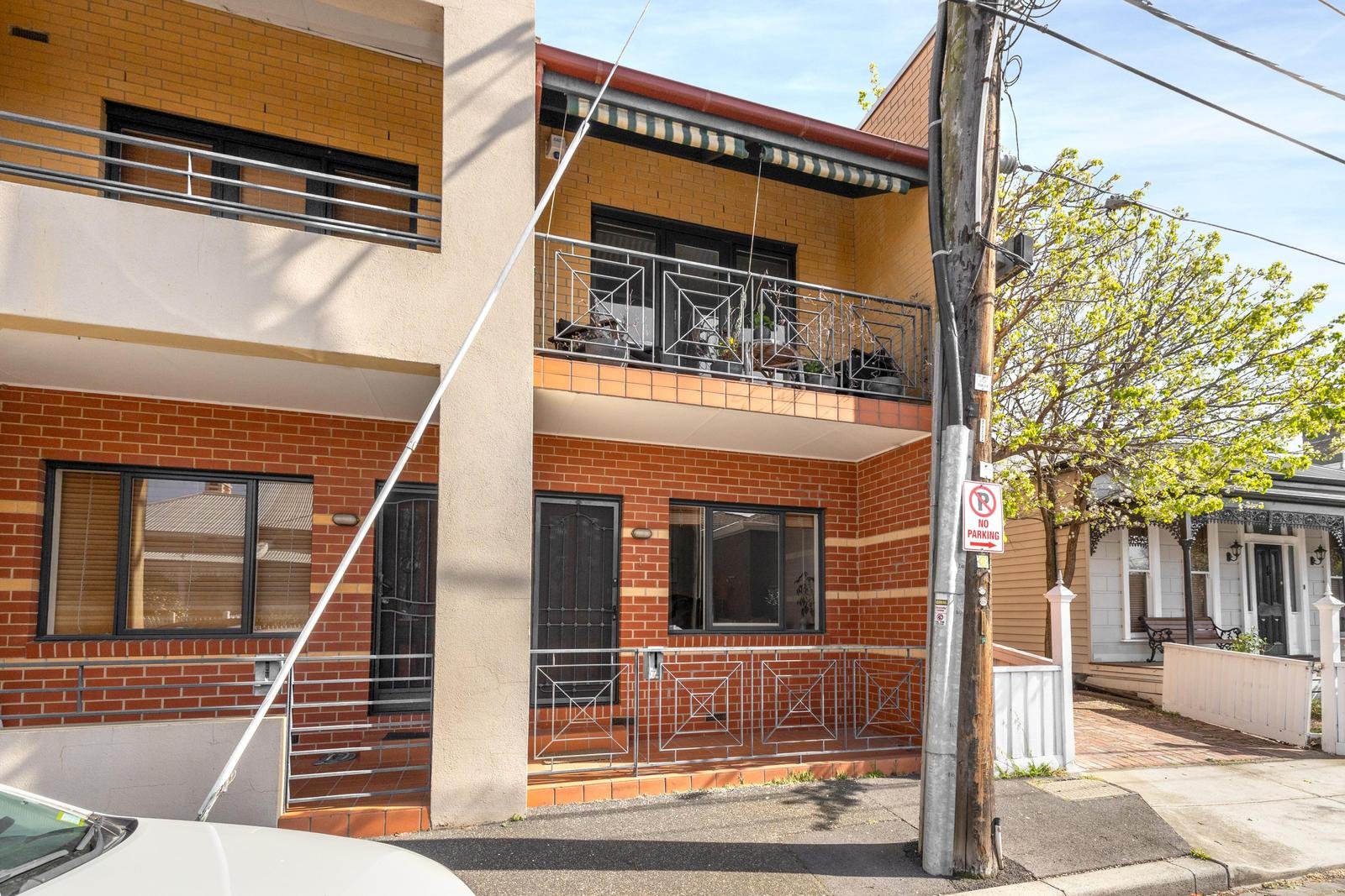 1/26 Barnett Street, Kensington VIC 3031