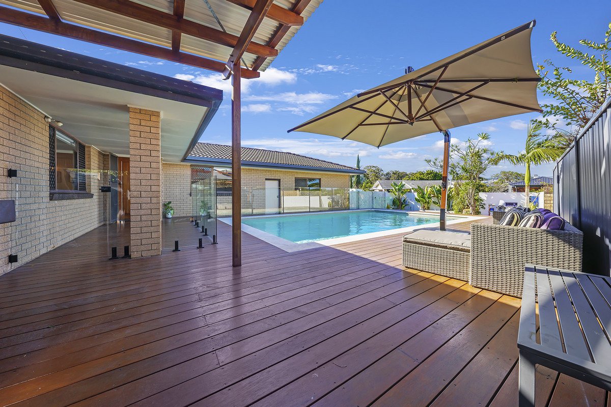 126 Burleigh Street Burleigh Waters 1