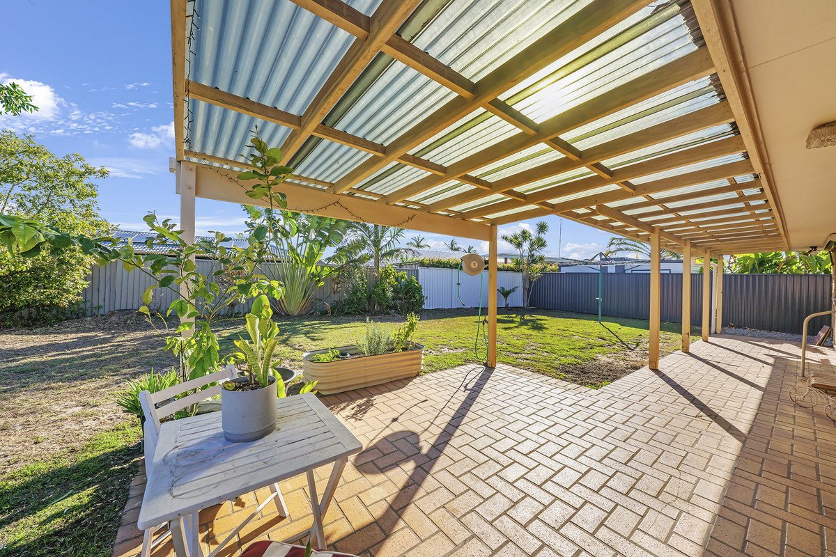 126 Burleigh Street Burleigh Waters 9