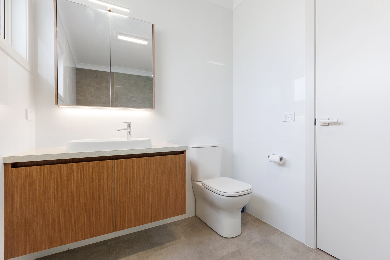 126 Capper Street TUMUT 11