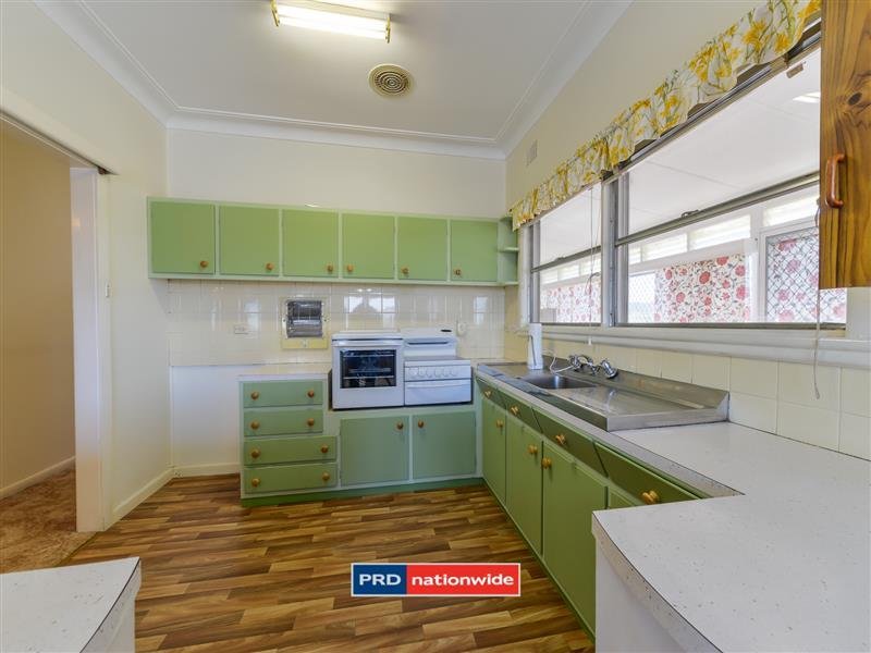 126 Crown Street TAMWORTH 3