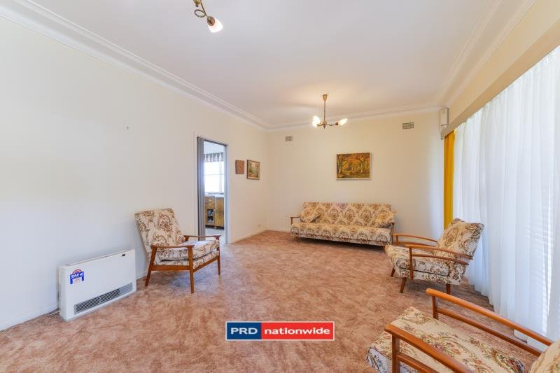 126 Crown Street TAMWORTH 4