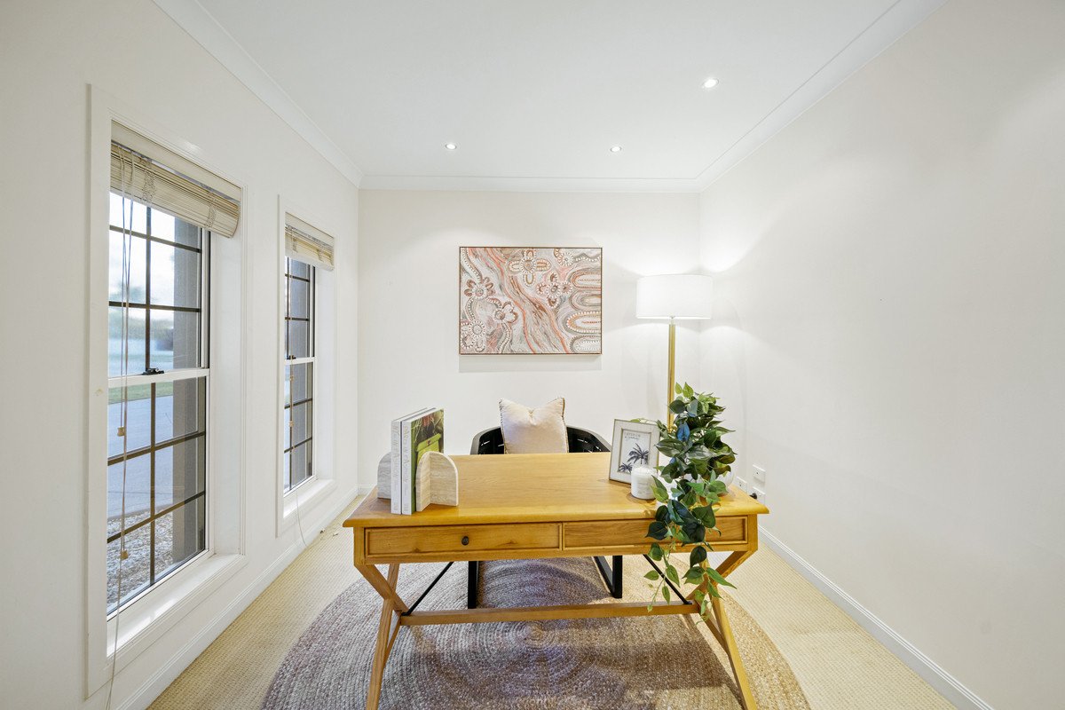 126 Dunlin Drive BURLEIGH WATERS 15