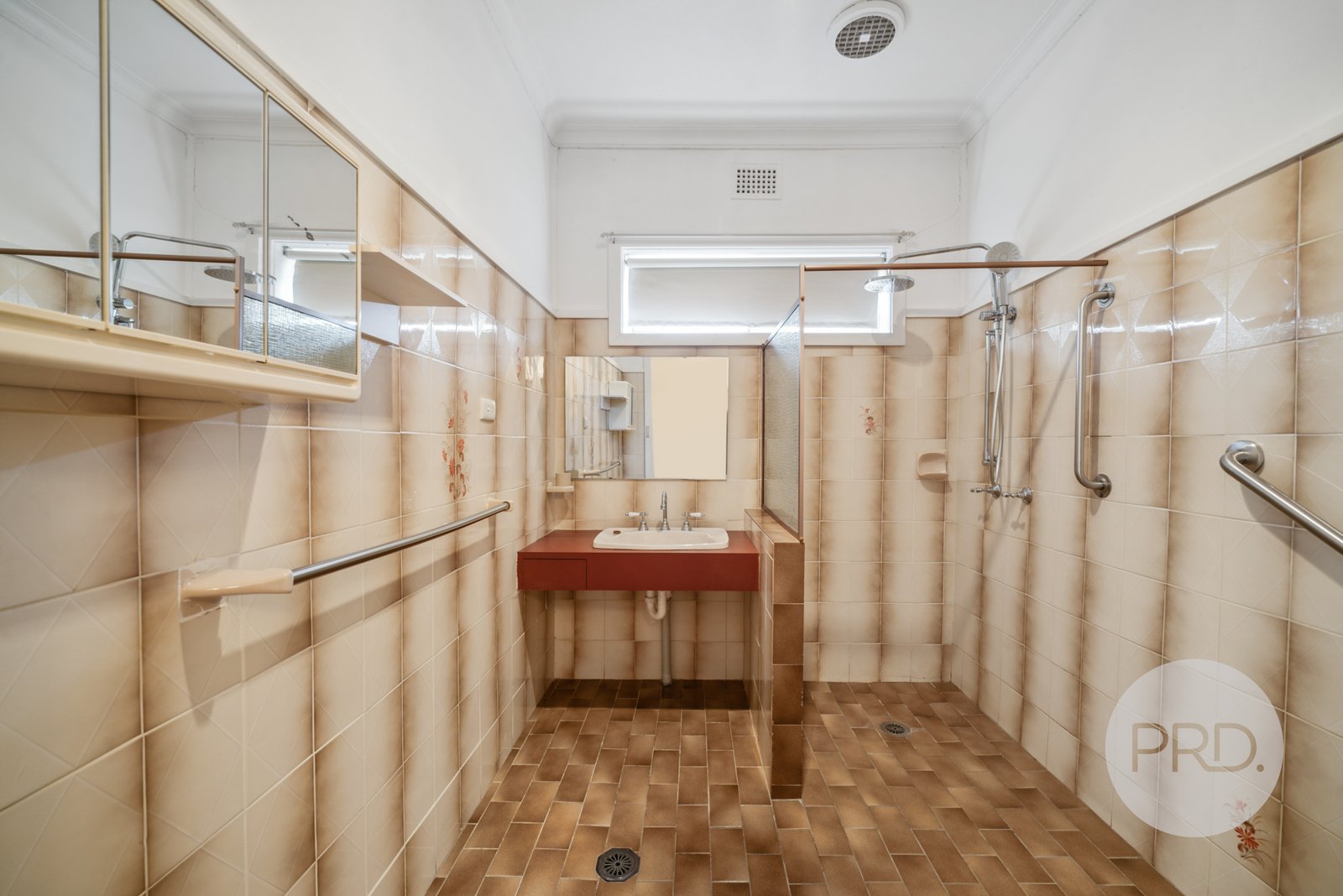 126 Grove Street KOORINGAL 8