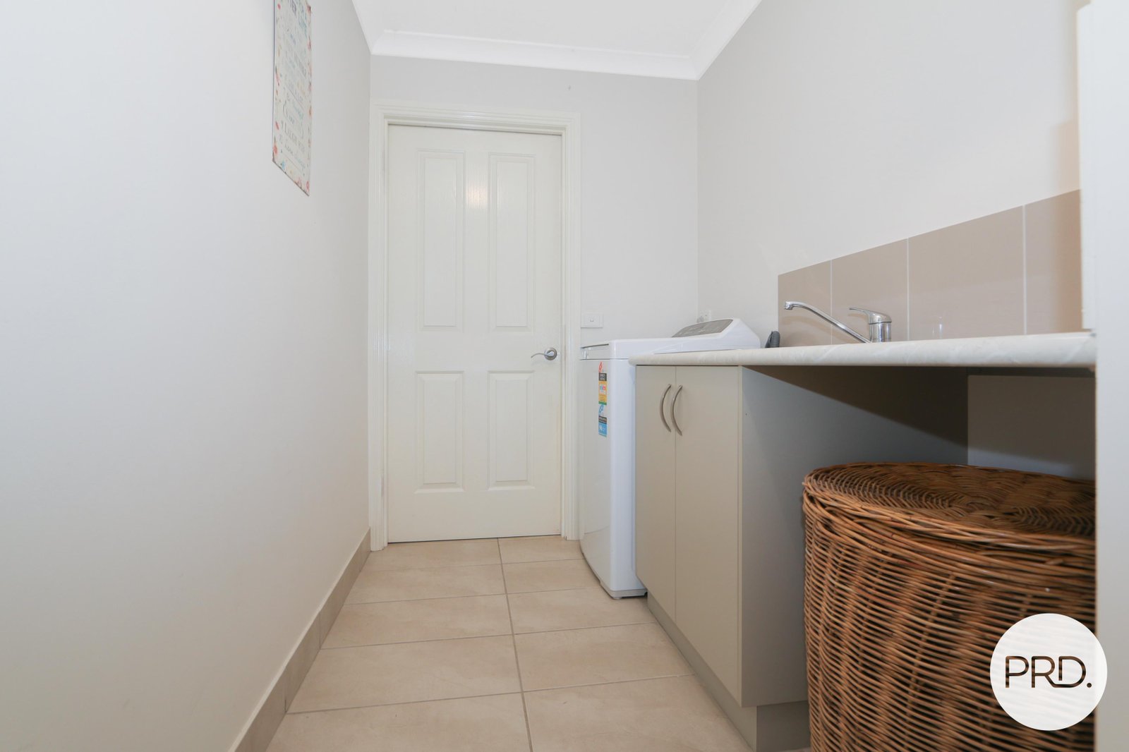 126 High Street HOWLONG 16