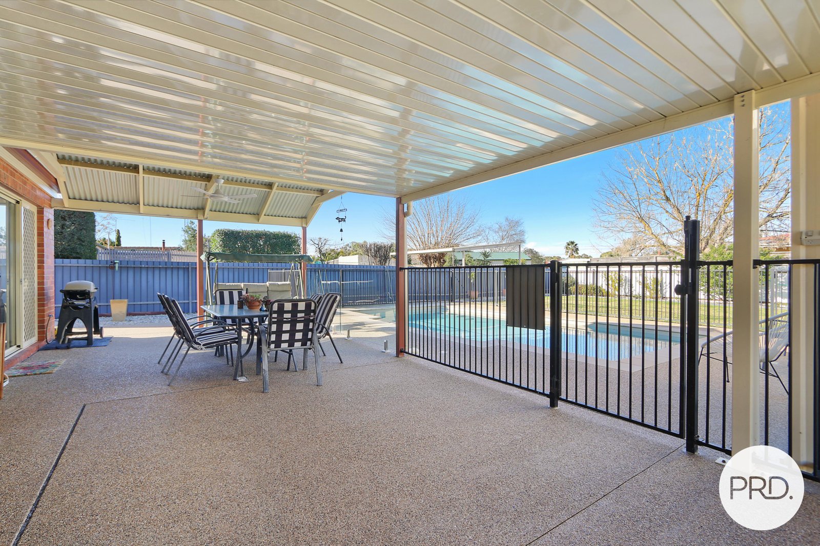 126 High Street HOWLONG 19