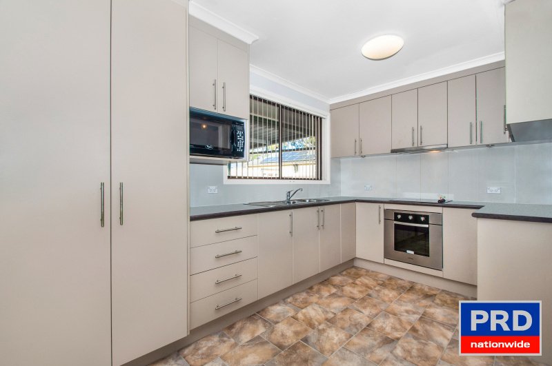 1/26 Horsley Drive HORSLEY 1