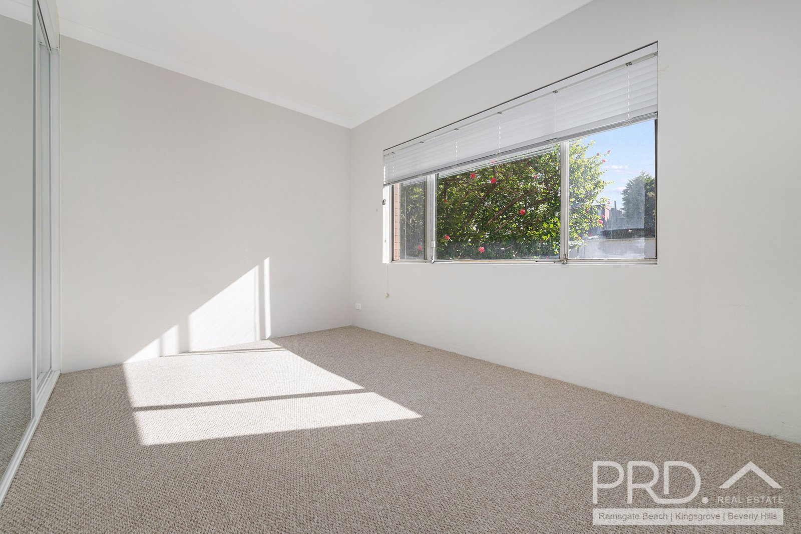1/26 Kairawa Street SOUTH HURSTVILLE 3