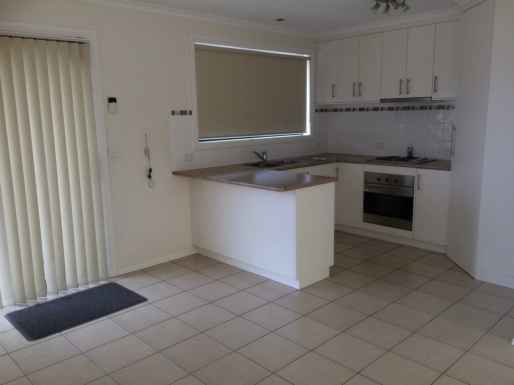 1/26 Madison Avenue BRIGHTON 3