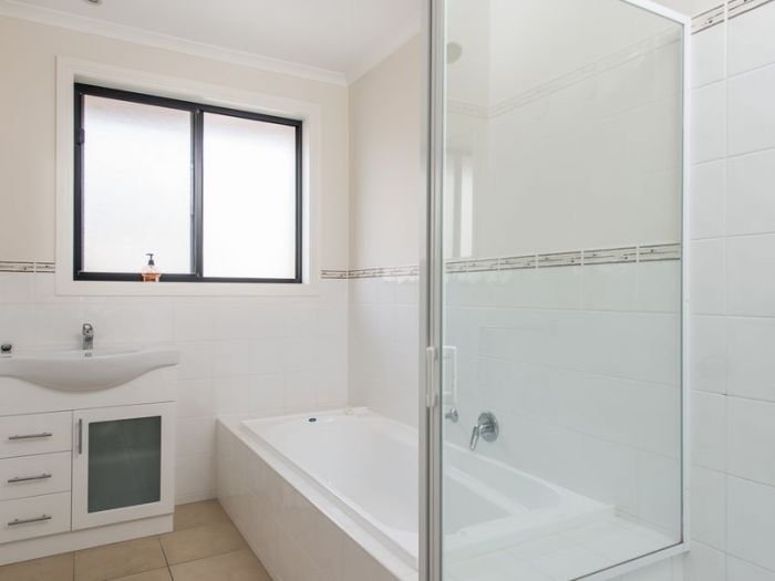 1/26 Madison Avenue BRIGHTON 5