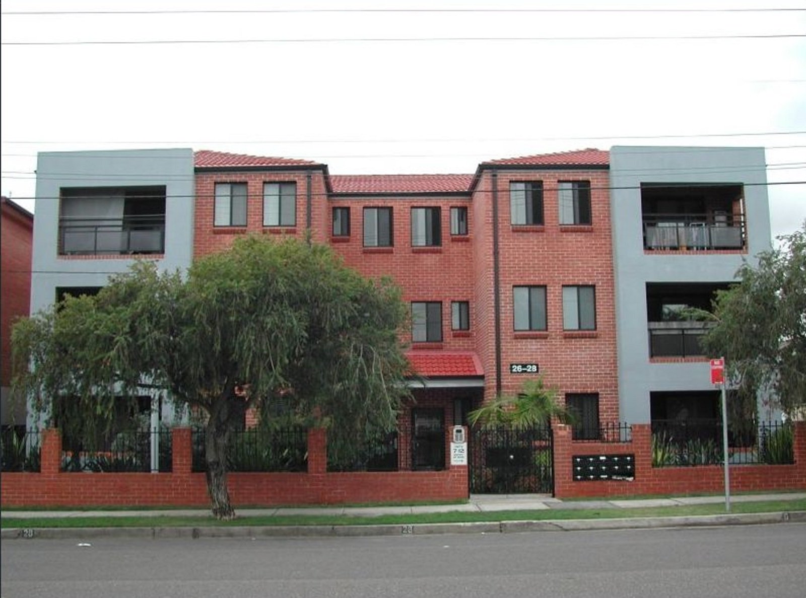 1/26 Melvin Street BEVERLY HILLS 2