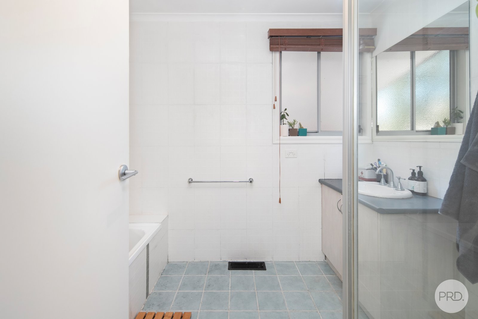 126 Moss Avenue MOUNT HELEN 16