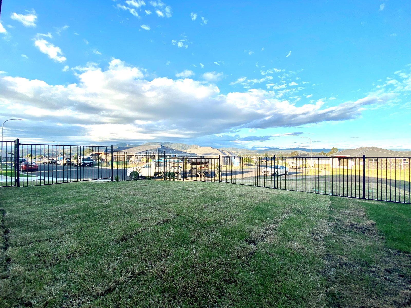 1/26 Mustang Close TAMWORTH 12