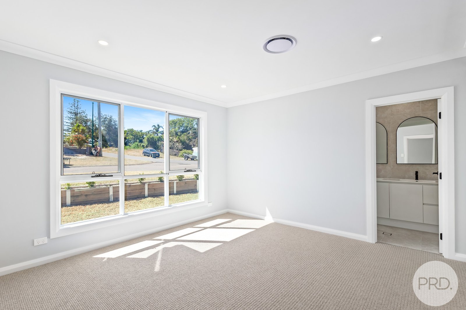 126 Old Main Road ANNA BAY 9