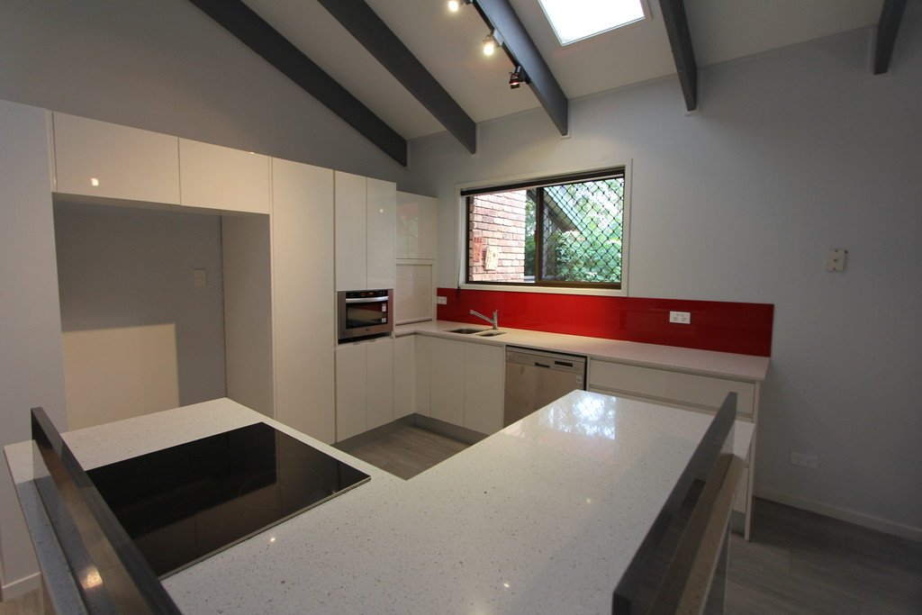 126 Parasol Street ASHMORE 2