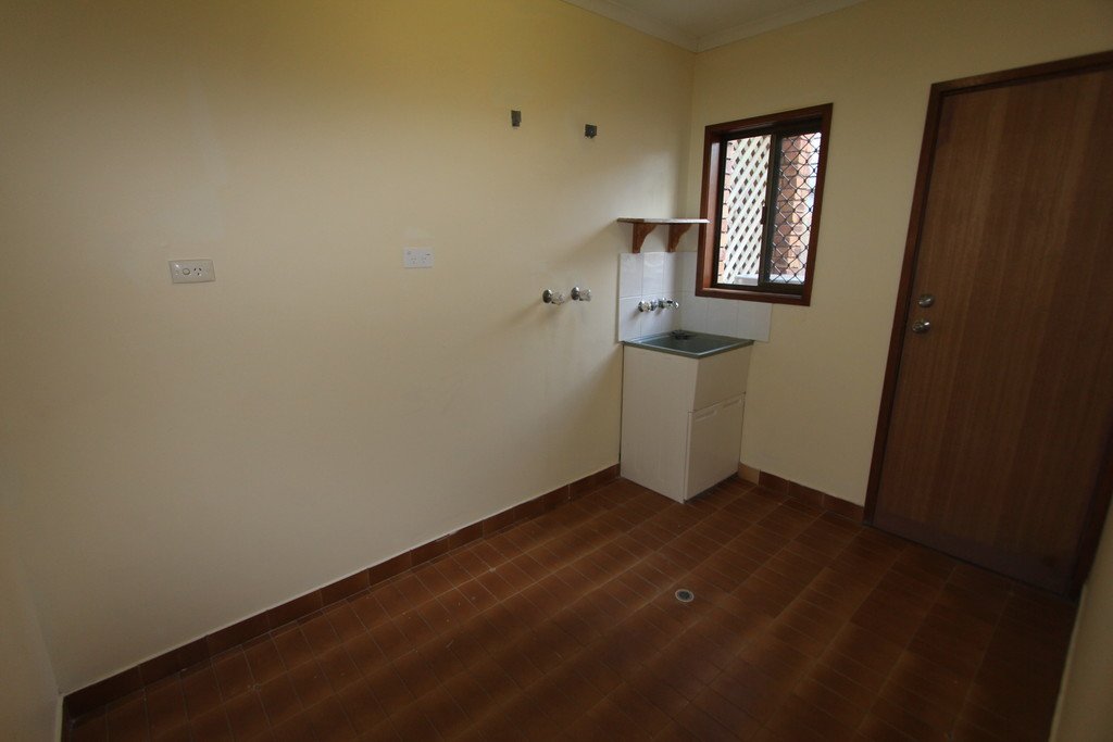 126 Parasol Street ASHMORE 10