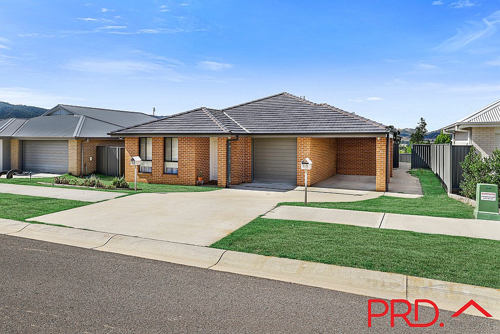 1/26 Reginald Drive TAMWORTH 1