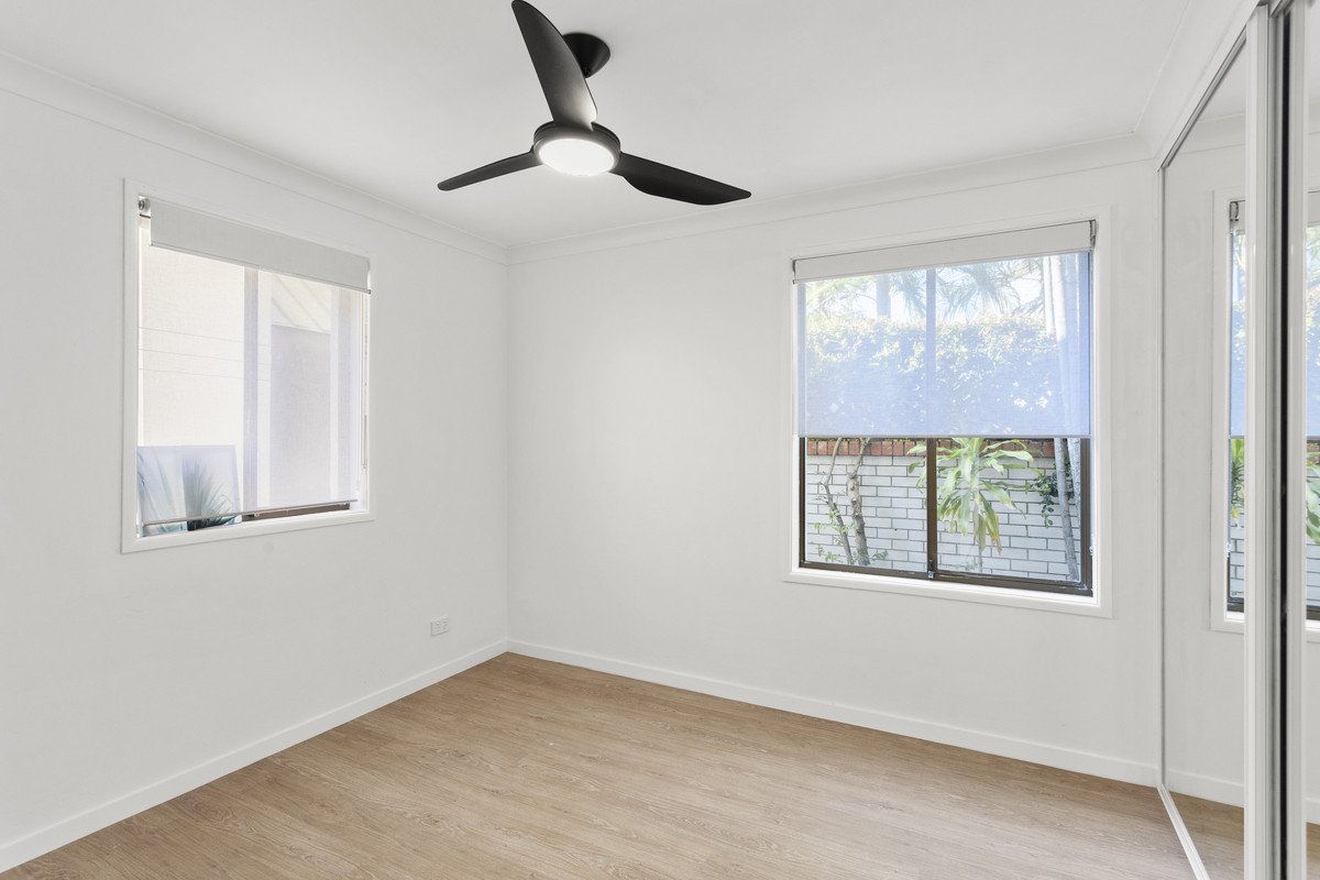 1/26 Sunbird Street Burleigh Waters 9