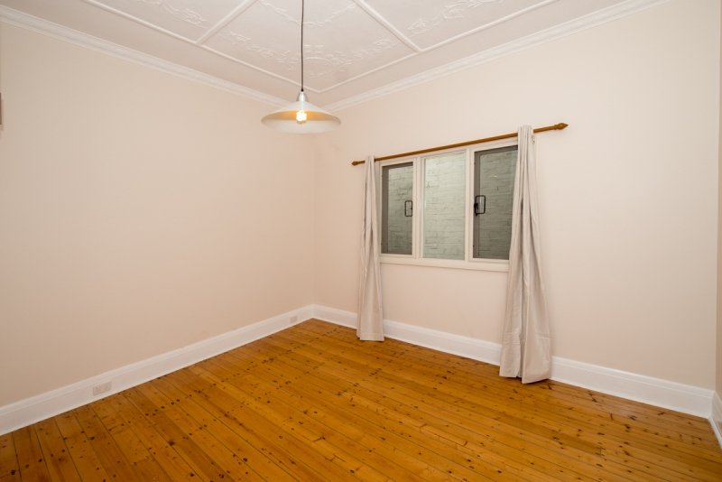 126 View Street ANNANDALE 6