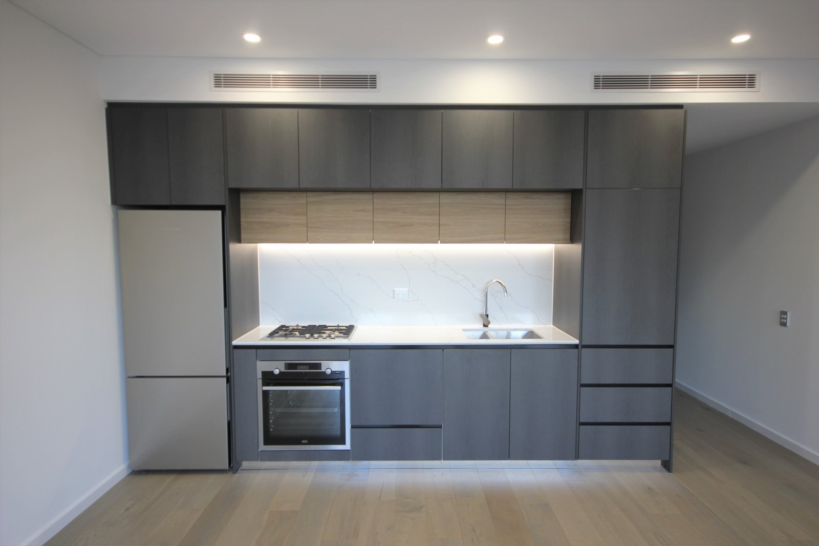 1/260-264 Wardell Road MARRICKVILLE 2