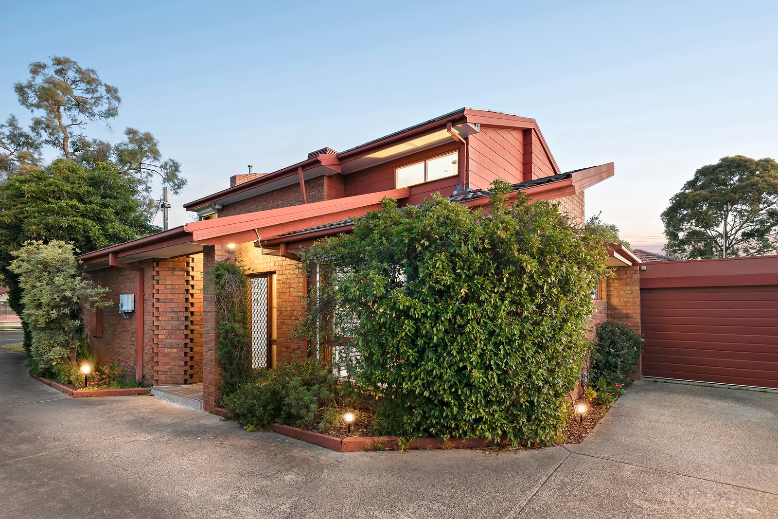 Real Estate and Property in 1/260 Springvale Road, Nunawading, VIC