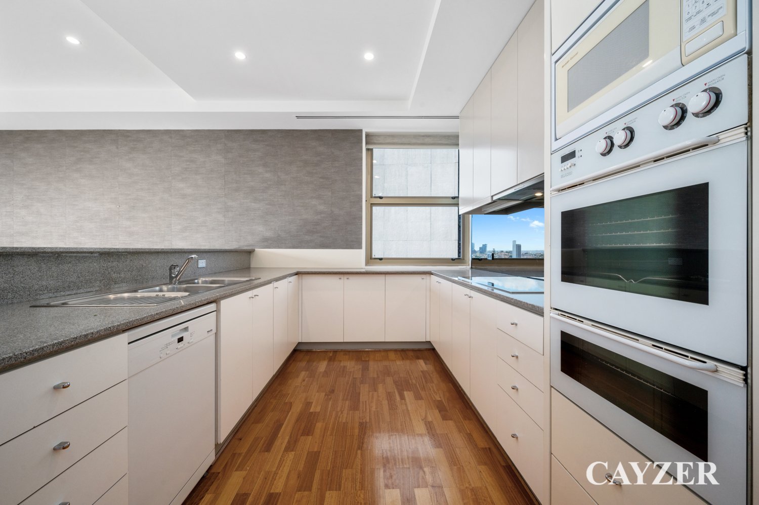 Gallery: 126/1 Albert Road
