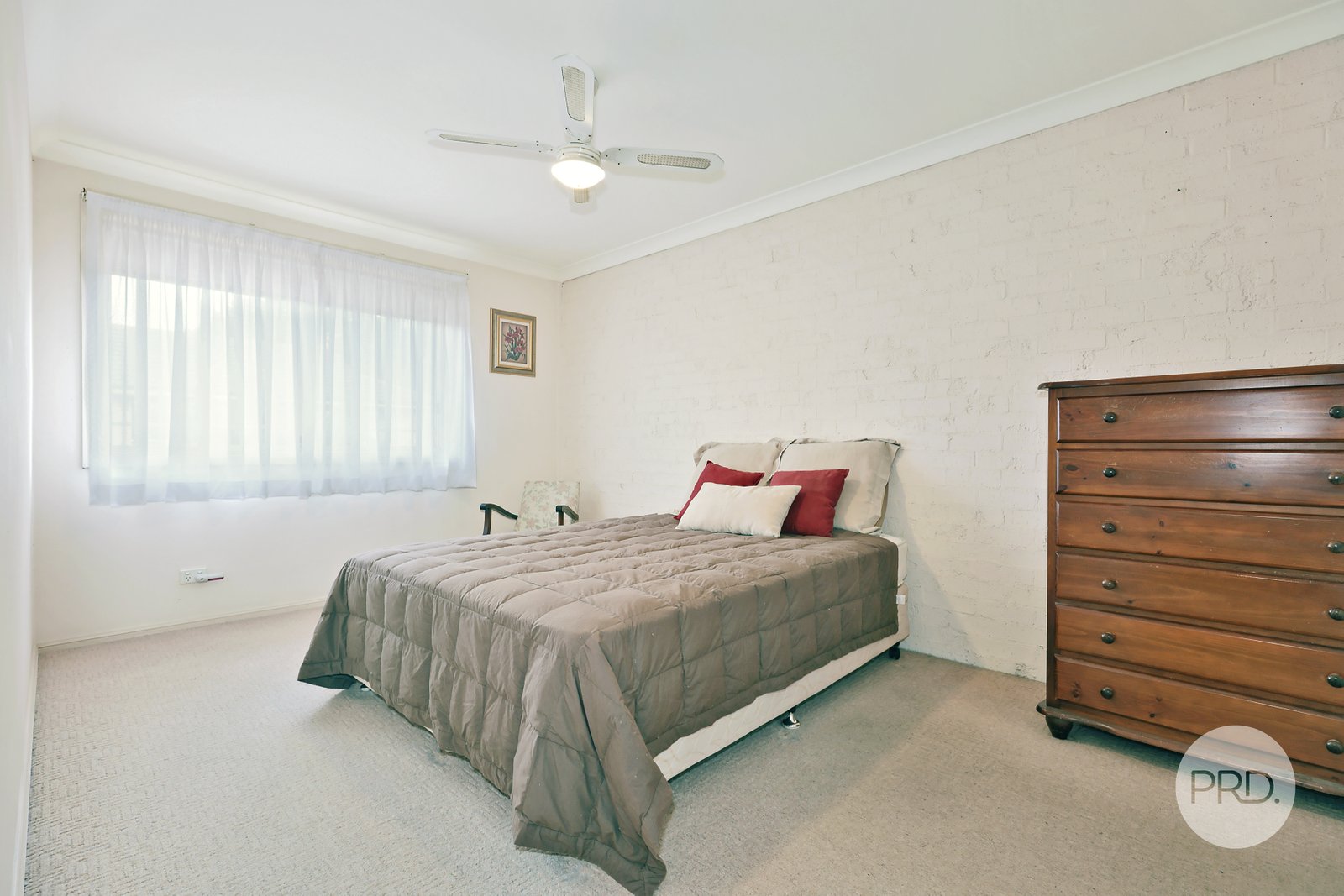 12/61 Retreat Drive PENRITH 9