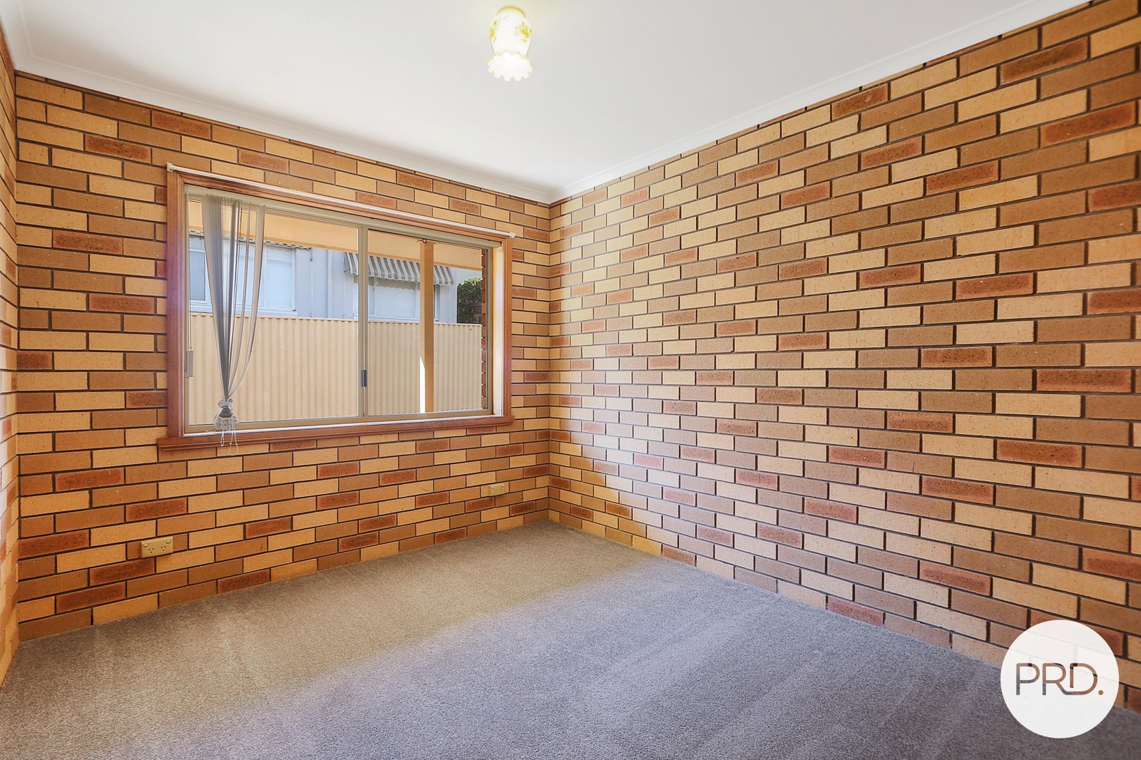 1/265 Mount Street EAST ALBURY 6