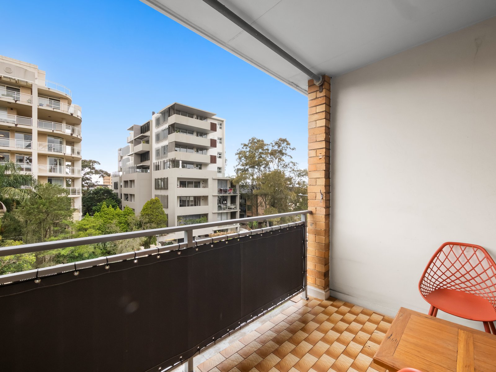 12/65 Penkivil Street BONDI 5