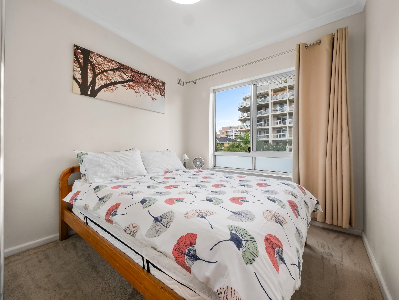 12/65 Penkivil Street BONDI 6