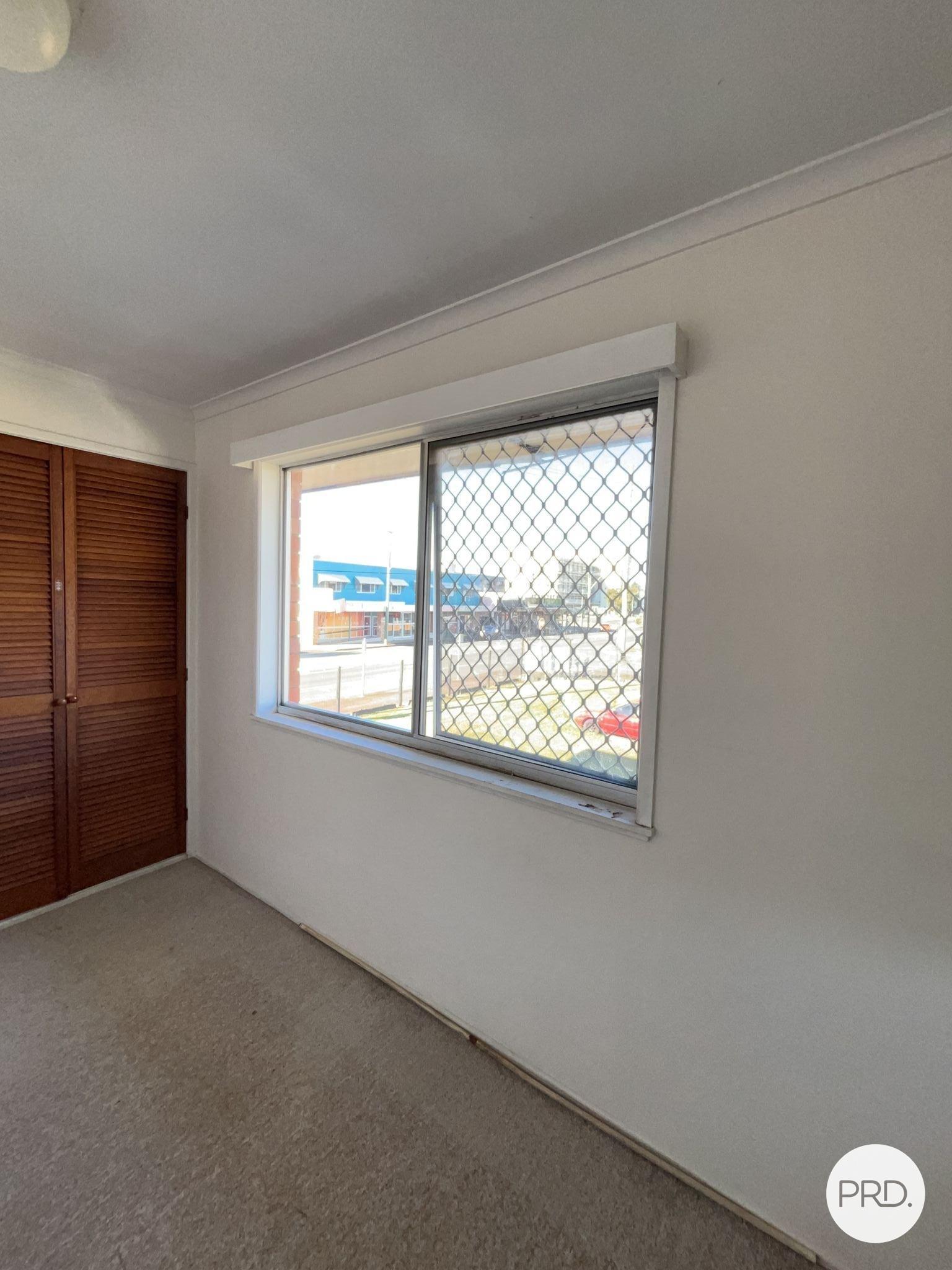 1/267 Shakespeare Street MACKAY 7