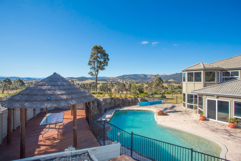 1269 GRESFORD RD  VACY 2