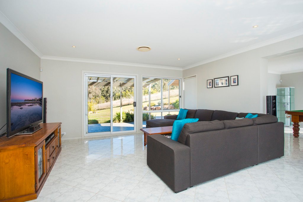 1269 GRESFORD RD  VACY 8