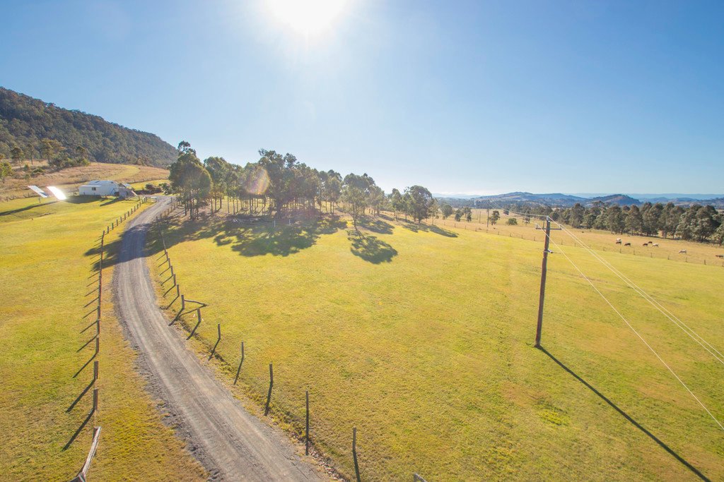 1269 GRESFORD RD  VACY 10