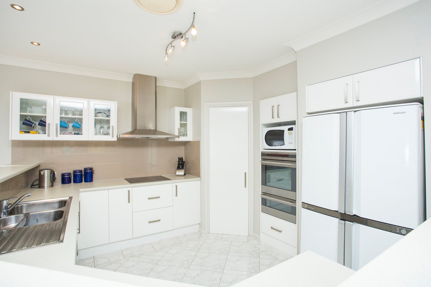 1269 GRESFORD RD  VACY 14