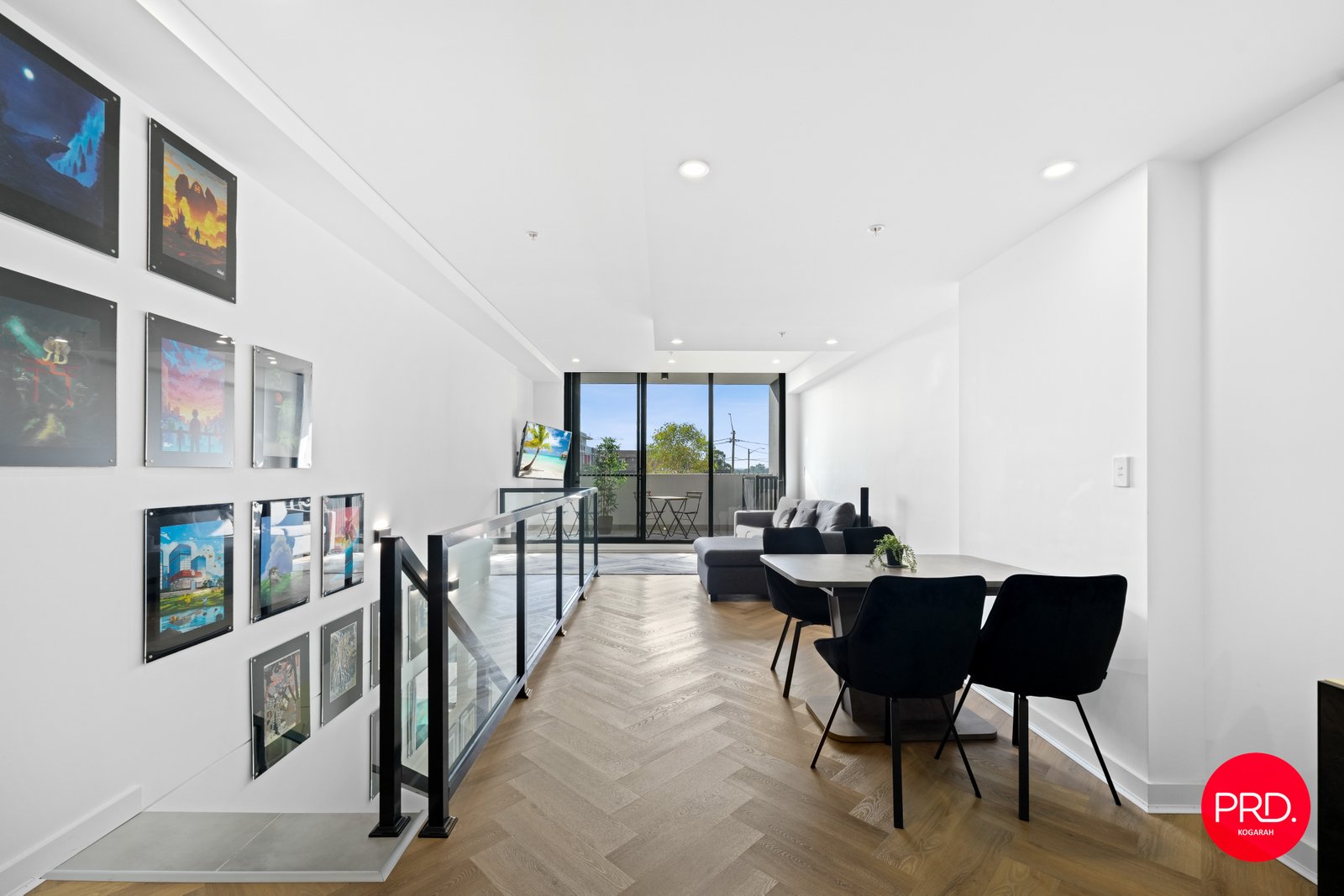 126/93 Regent Street KOGARAH 1