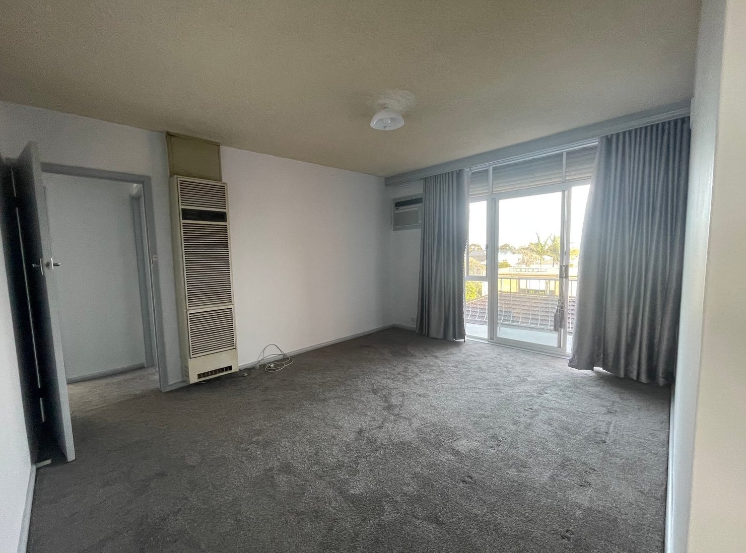 Gallery: 12/69a Kingsville Street