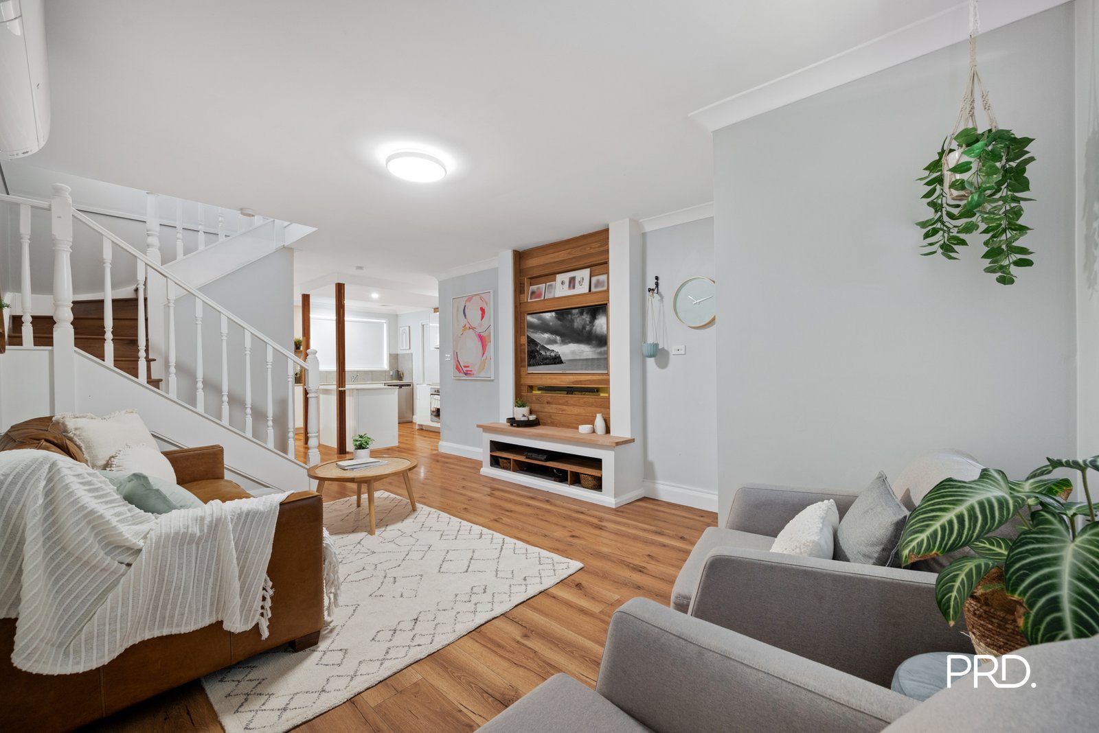 1/27-29 Albert Street WERRINGTON 3