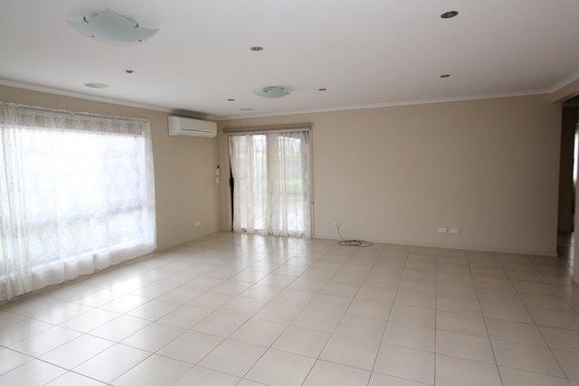 127 Alfredton Drive ALFREDTON 12